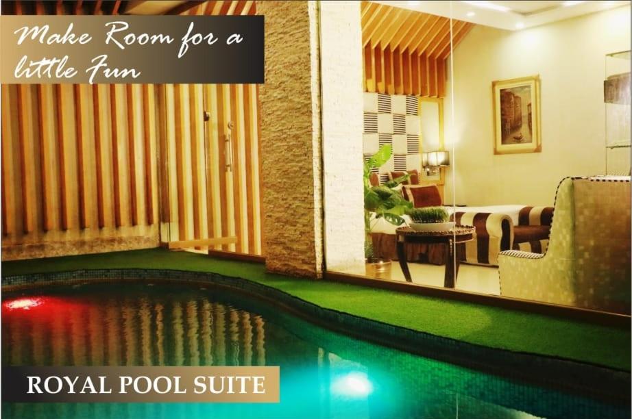 Hilton Suites Лахор Екстериор снимка