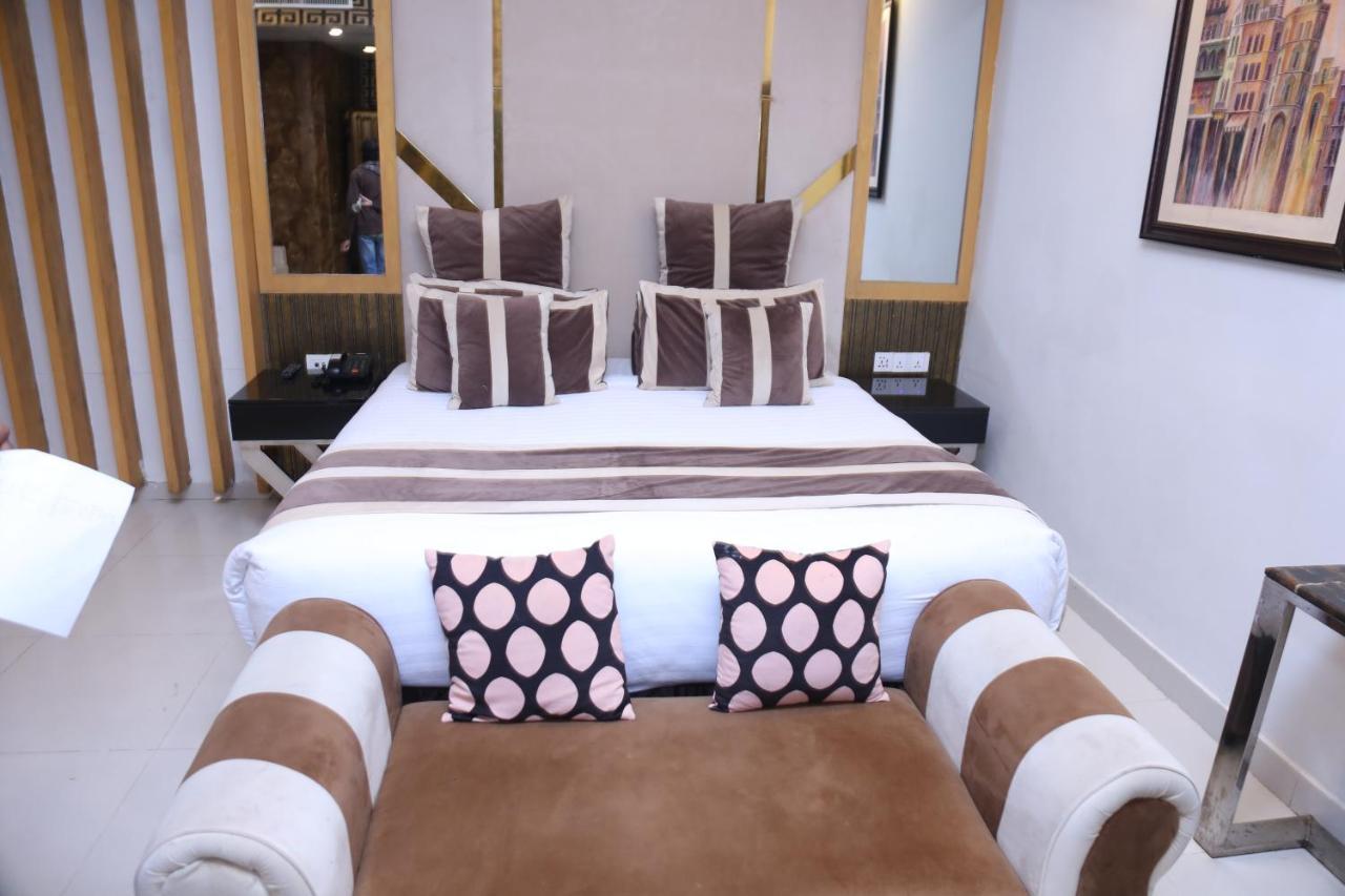 Hilton Suites Лахор Екстериор снимка