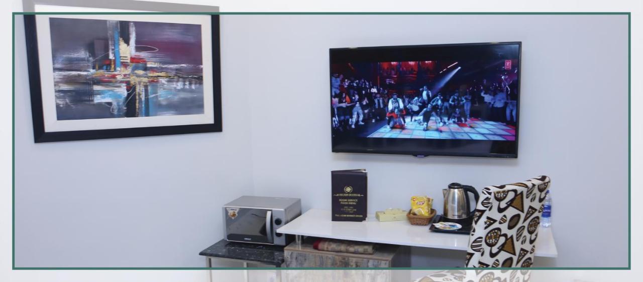 Hilton Suites Лахор Екстериор снимка